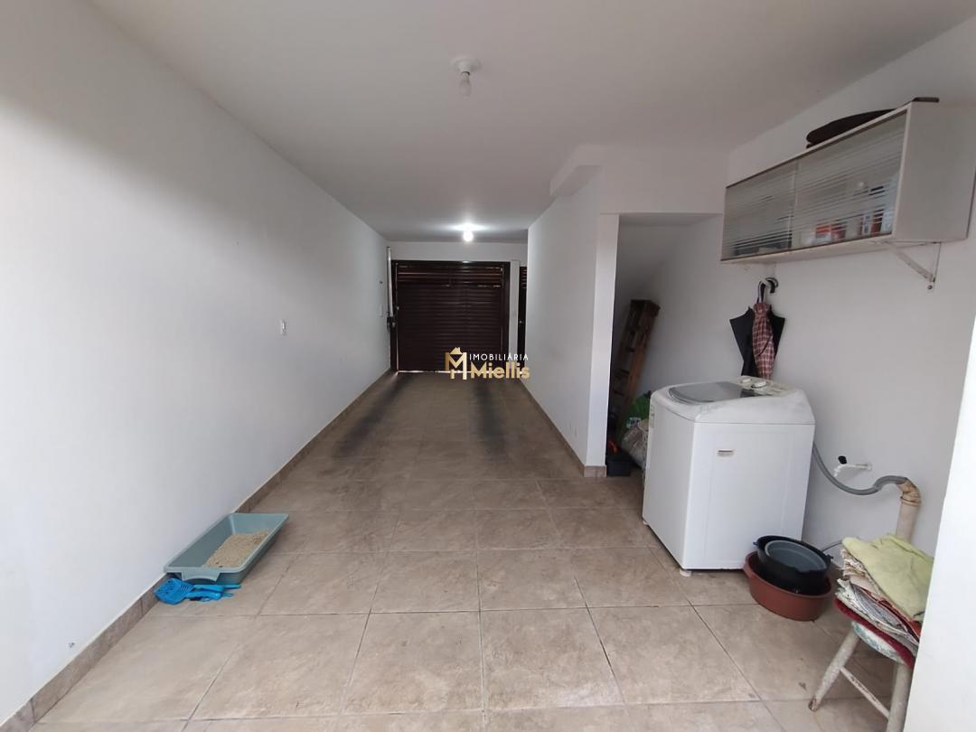 Casa à venda com 2 quartos, 99m² - Foto 9