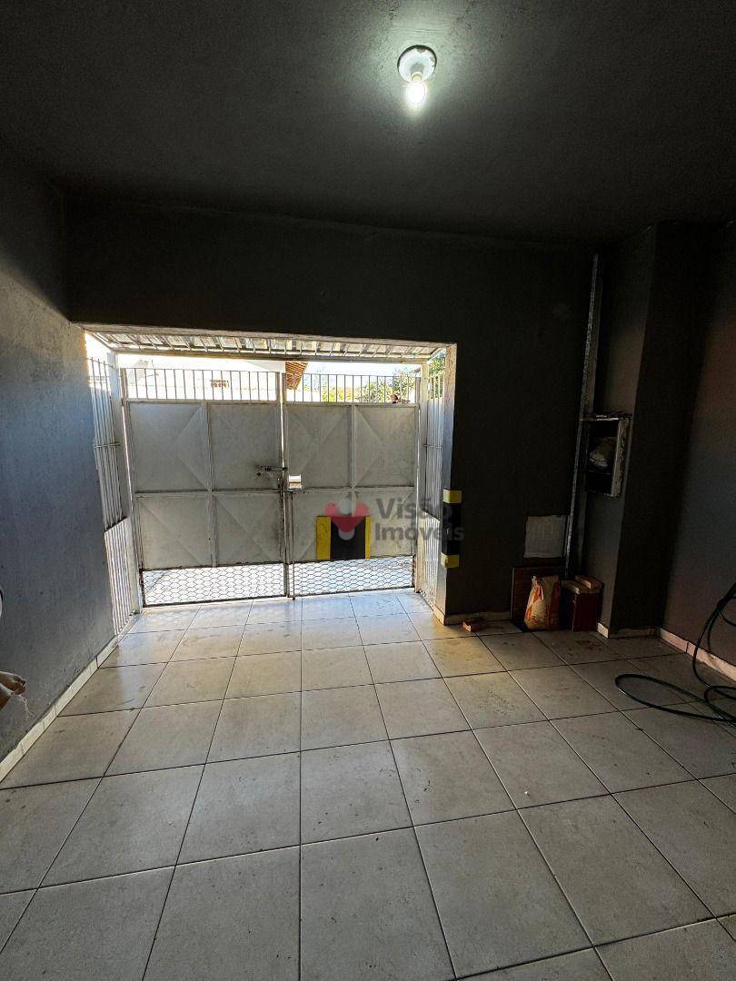 Sobrado, 4 quartos, 216 m² - Foto 2