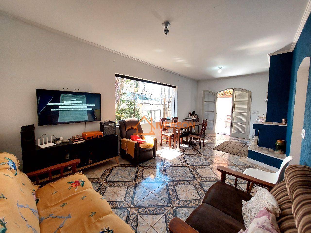 Casa, 4 quartos, 200 m² - Foto 2