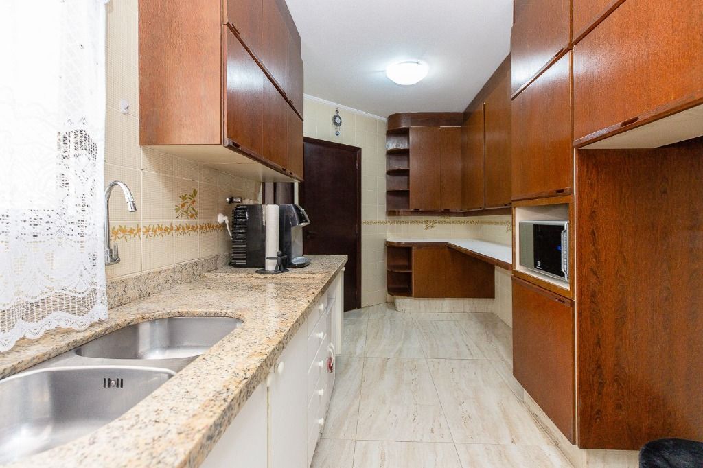 Apartamento à venda com 3 quartos, 156m² - Foto 7