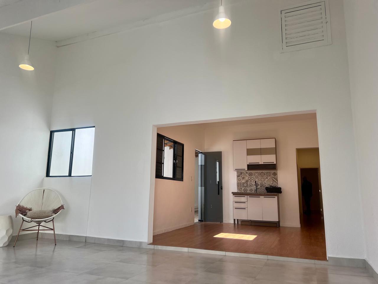 Casa à venda com 2 quartos, 100m² - Foto 5