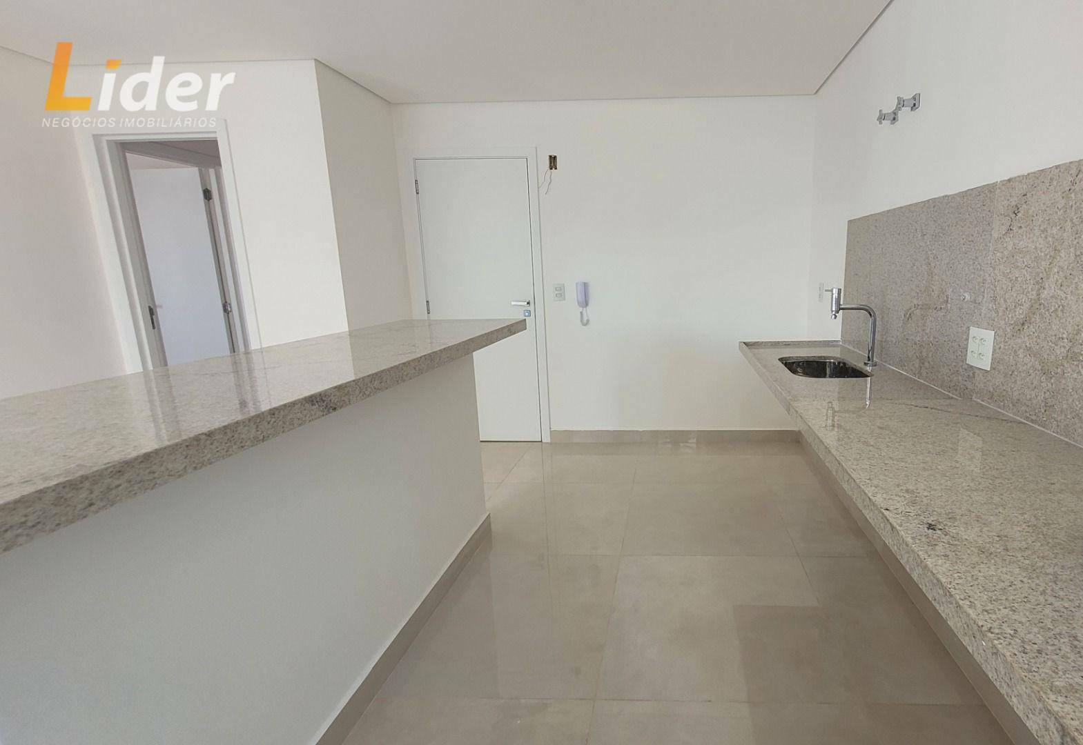 Apartamento à venda com 2 quartos, 79m² - Foto 14