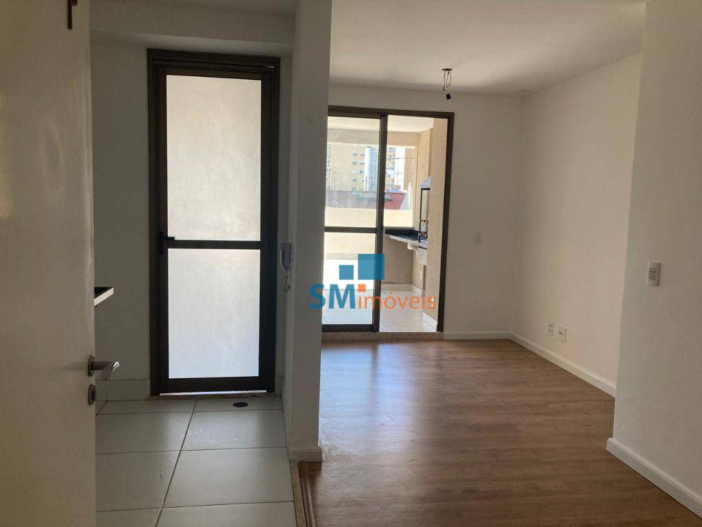 Apartamento à venda com 3 quartos, 141m² - Foto 1