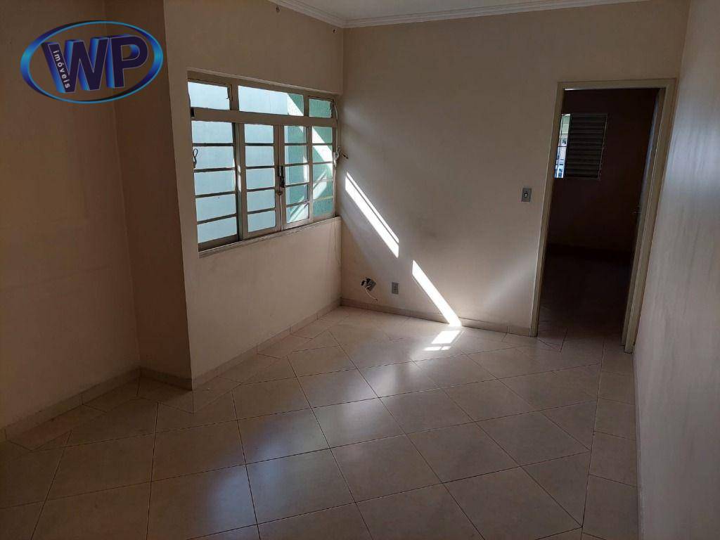 Casa à venda com 2 quartos, 118m² - Foto 2