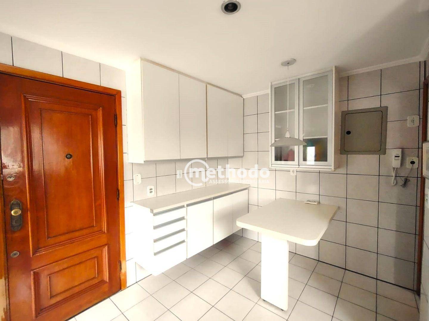 Apartamento à venda com 3 quartos, 137m² - Foto 9