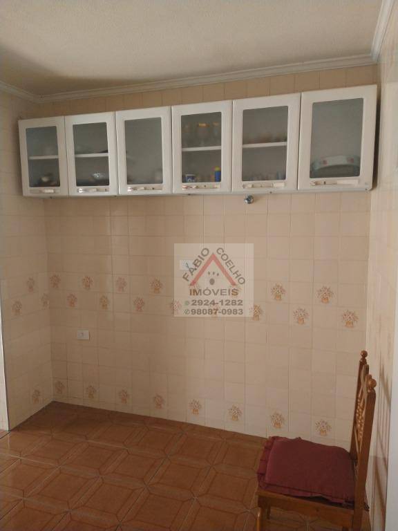 Sobrado à venda com 2 quartos, 65m² - Foto 2