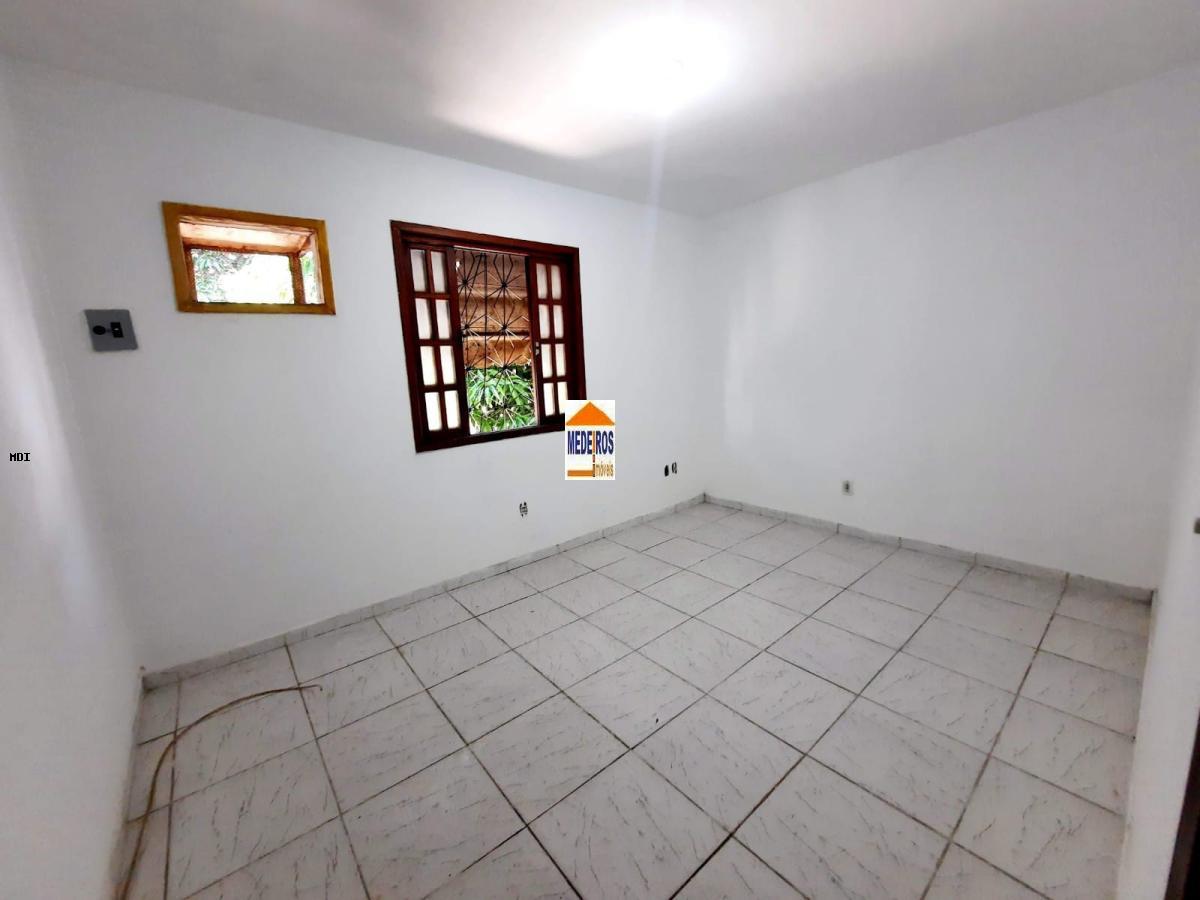 Casa à venda com 2 quartos, 100m² - Foto 9