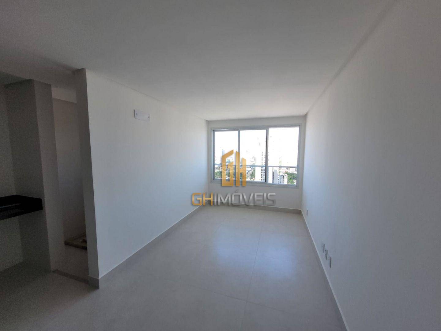 Apartamento à venda com 3 quartos, 96m² - Foto 1