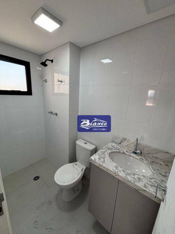 Apartamento para alugar com 2 quartos, 67m² - Foto 16