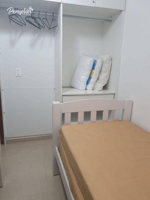 Apartamento à venda com 2 quartos, 70m² - Foto 12