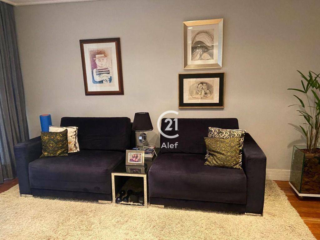 Apartamento à venda com 3 quartos, 220m² - Foto 5