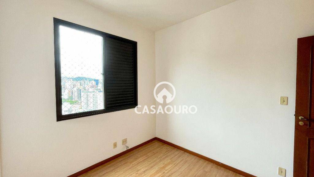 Apartamento à venda com 4 quartos, 120m² - Foto 13