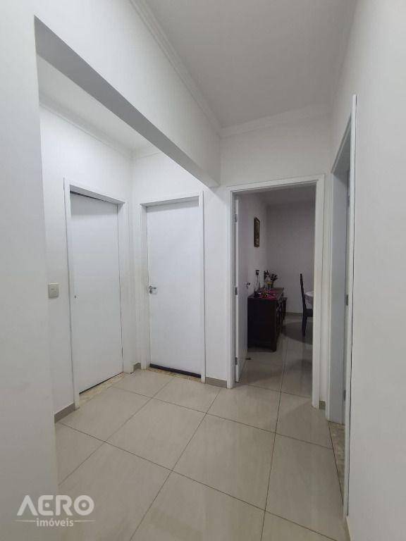 Casa à venda com 3 quartos, 230m² - Foto 26