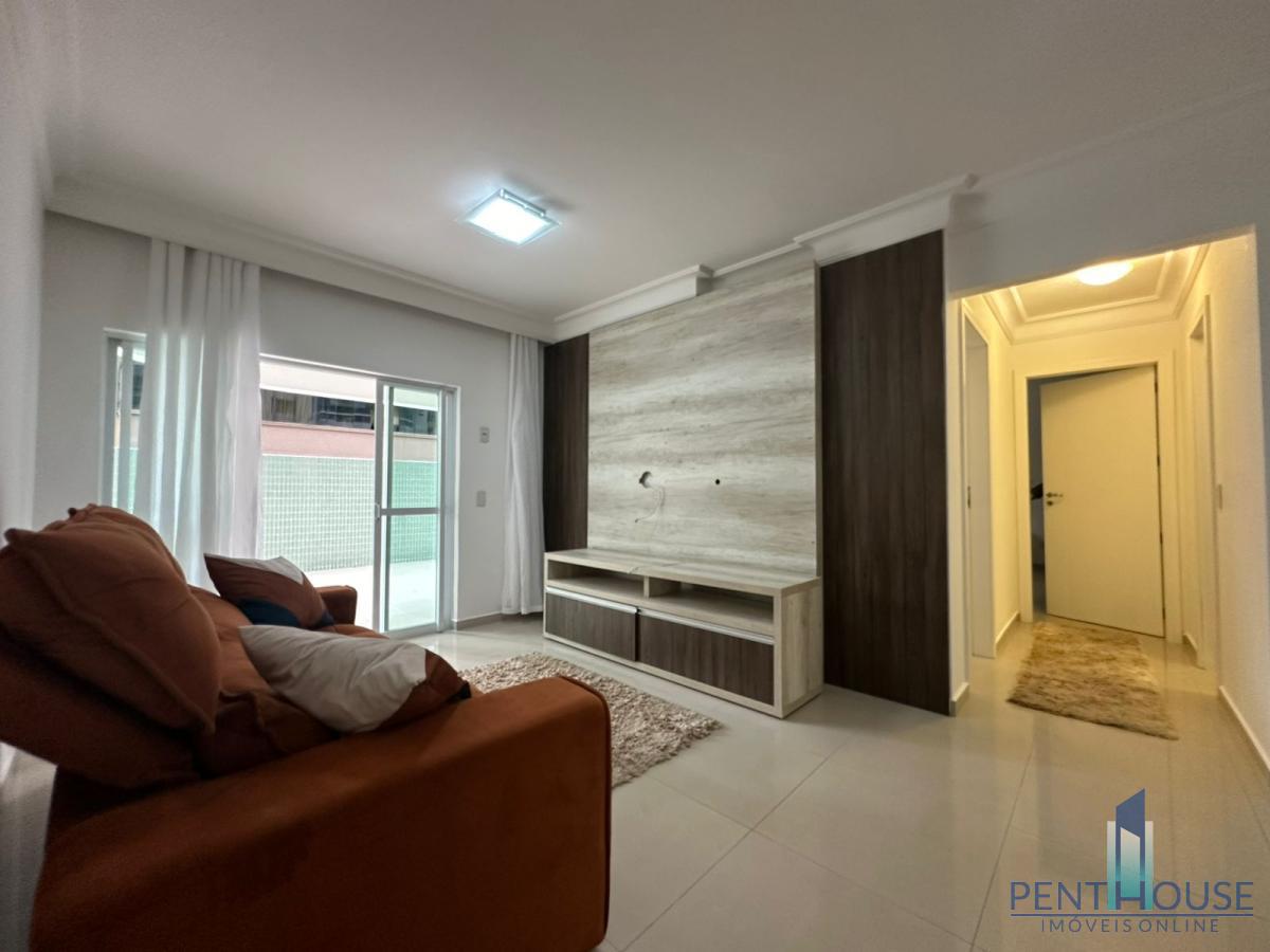 Apartamento à venda com 2 quartos, 130m² - Foto 1