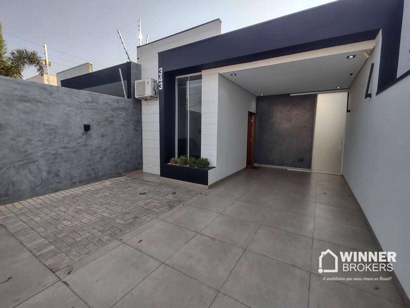 Casa à venda com 2 quartos, 70m² - Foto 4