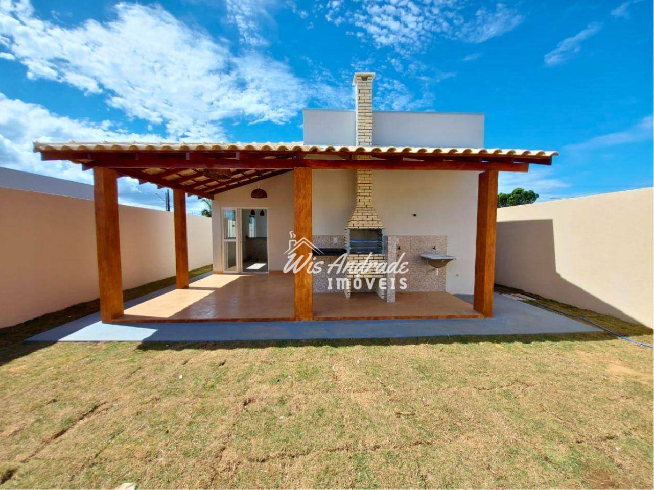 Casa à venda com 3 quartos, 96m² - Foto 1