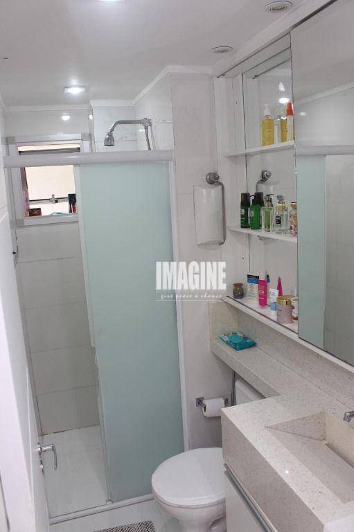 Apartamento à venda com 3 quartos, 63m² - Foto 18