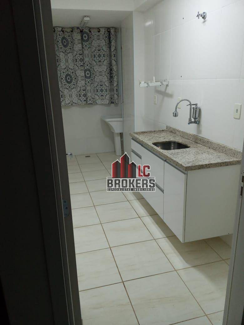 Apartamento à venda com 2 quartos, 62m² - Foto 13