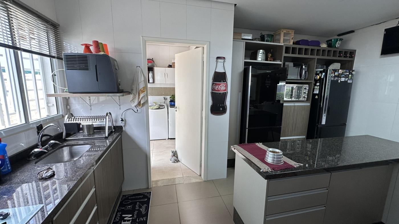 Casa de Condomínio à venda com 4 quartos, 776m² - Foto 18