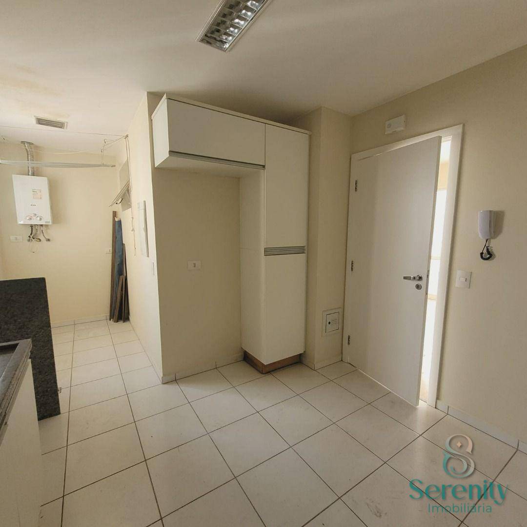 Apartamento à venda e aluguel com 3 quartos, 99m² - Foto 11