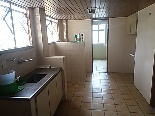 Apartamento à venda com 3 quartos, 87m² - Foto 11