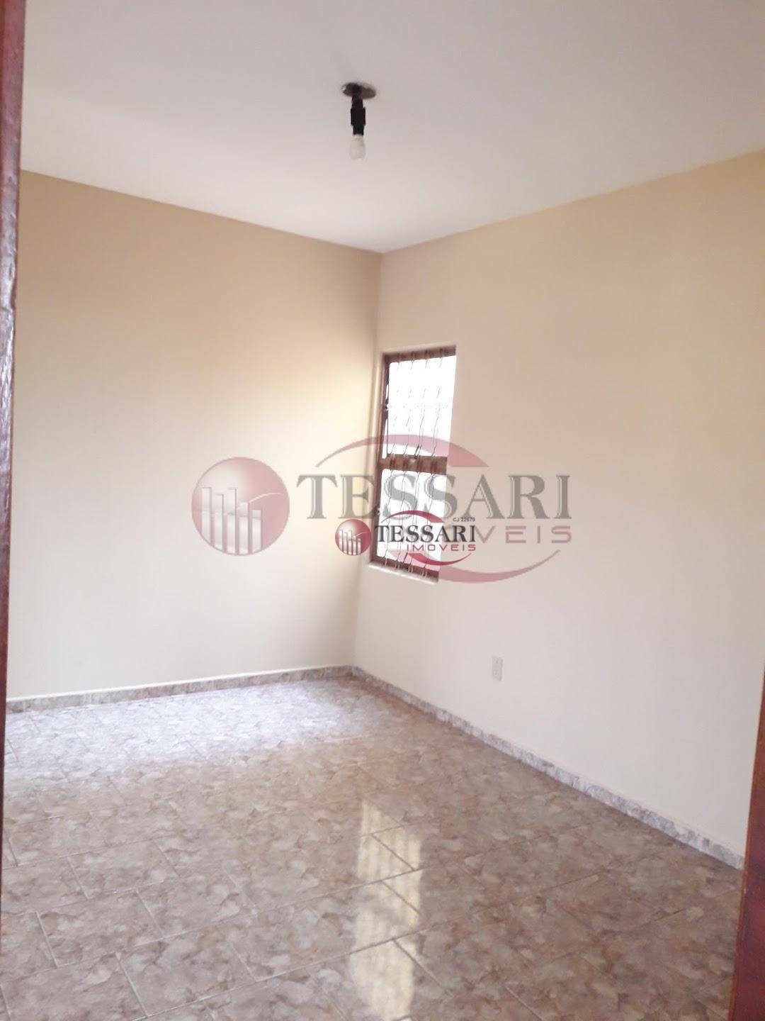 Casa à venda com 3 quartos, 90m² - Foto 3