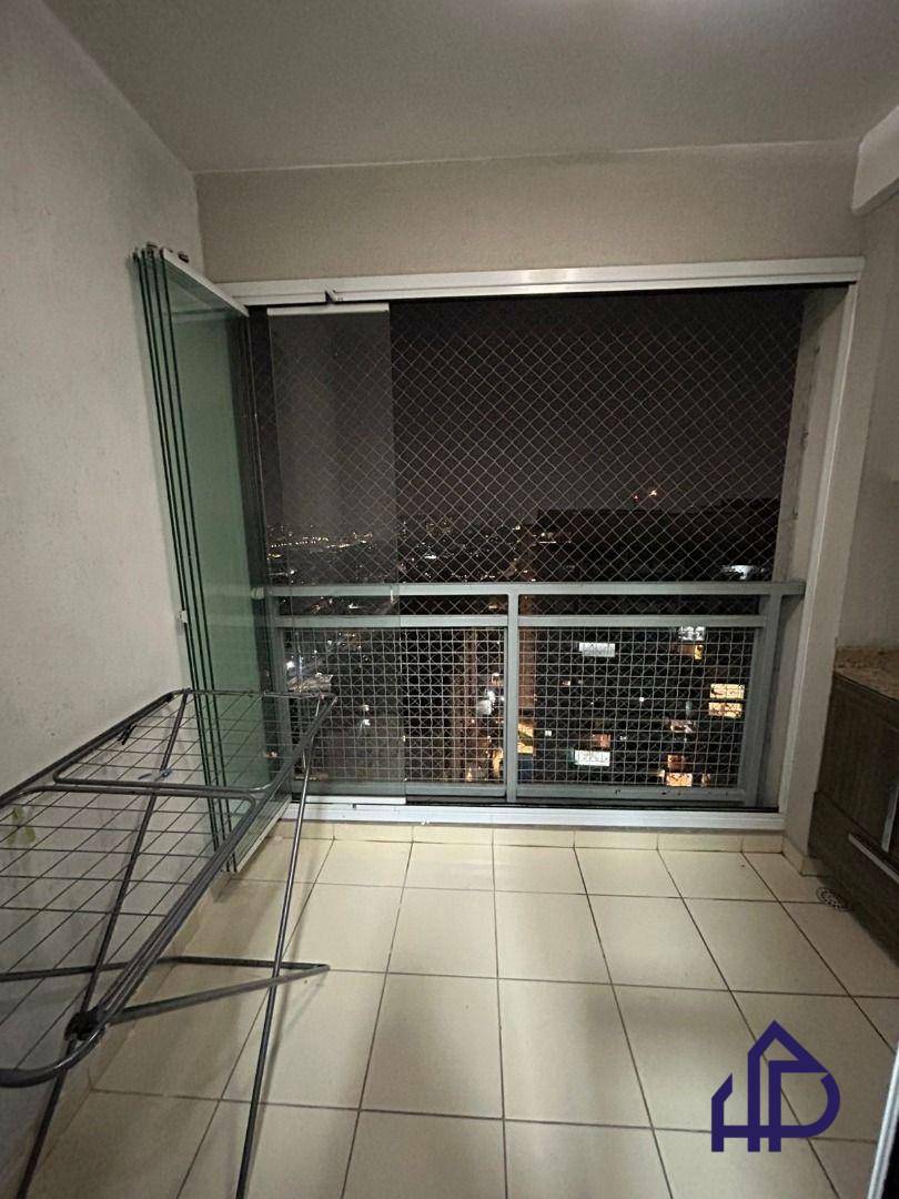 Apartamento para alugar com 2 quartos, 69m² - Foto 14