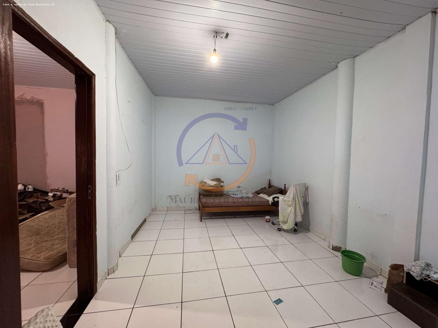 Casa à venda com 2 quartos, 219m² - Foto 14