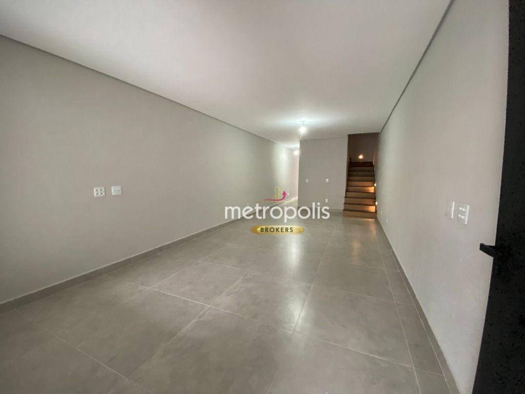 Sobrado à venda com 3 quartos, 158m² - Foto 1