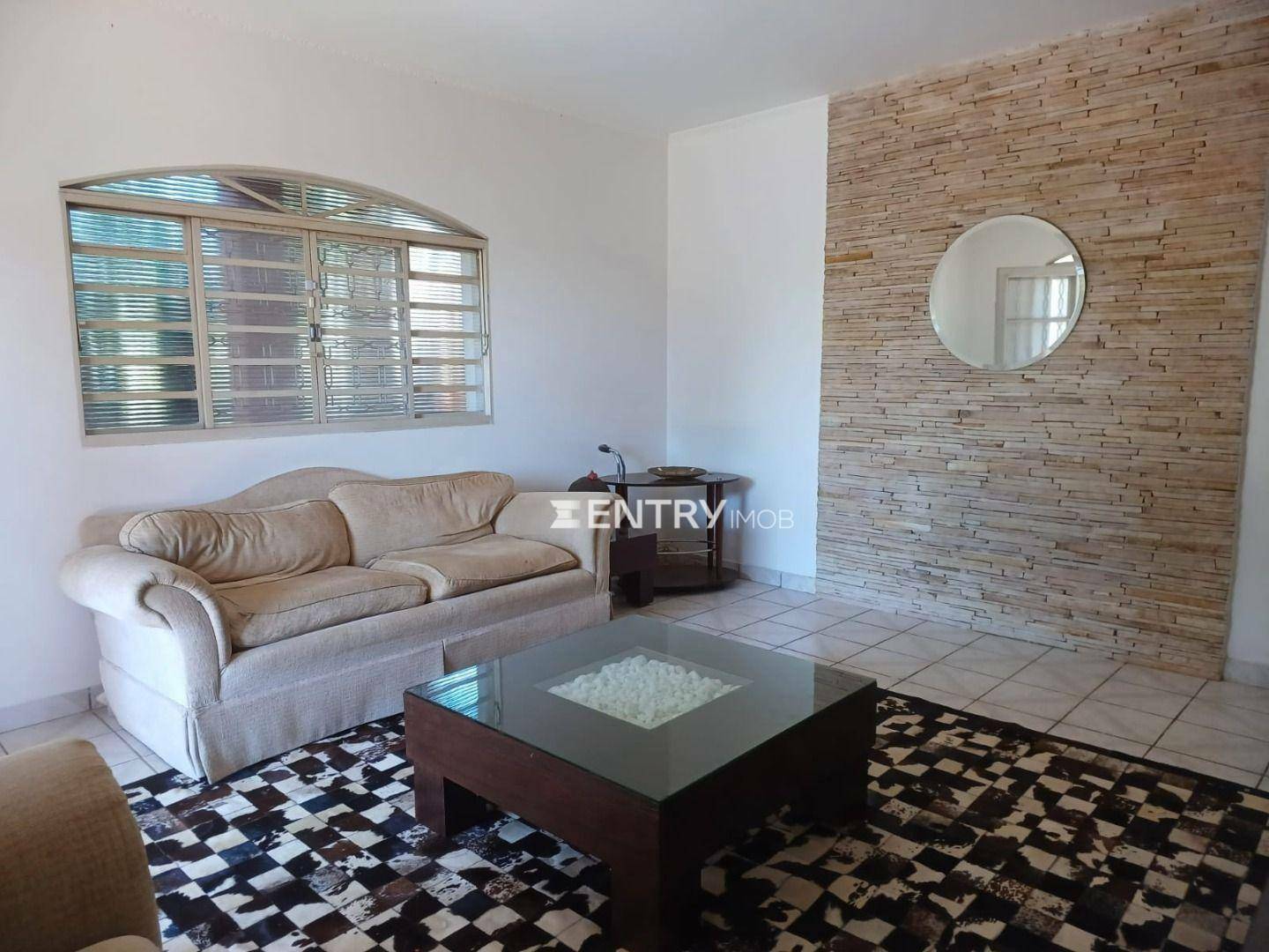 Casa de Condomínio para alugar com 3 quartos, 380m² - Foto 9