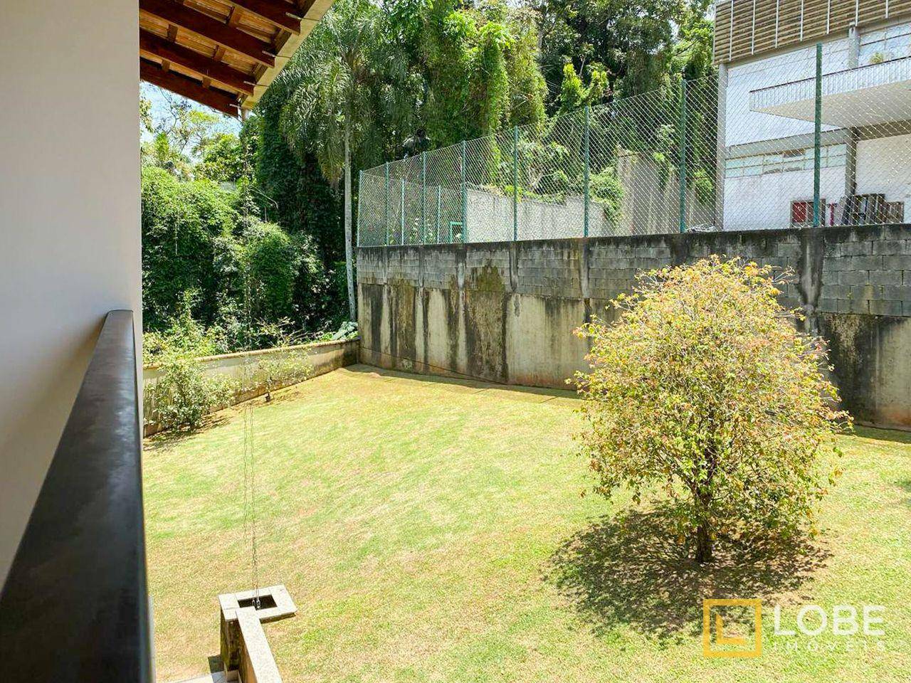 Casa à venda com 3 quartos, 280m² - Foto 8