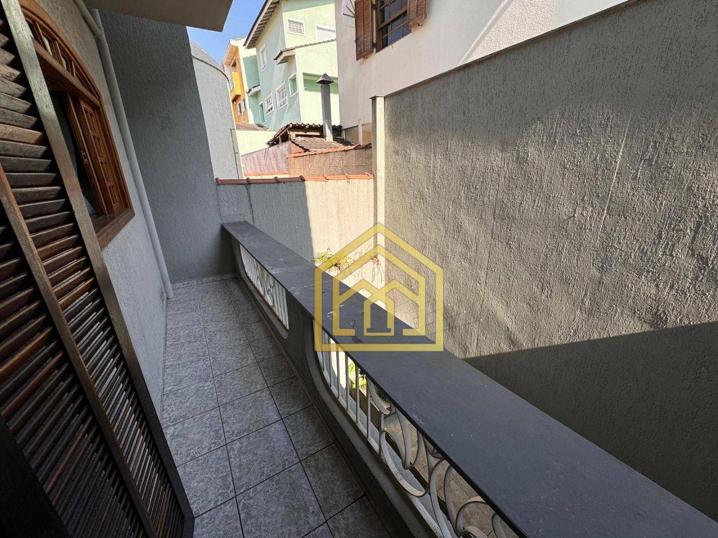 Sobrado à venda com 3 quartos, 242m² - Foto 14