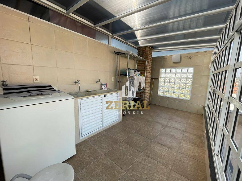 Sobrado à venda com 3 quartos, 230m² - Foto 19