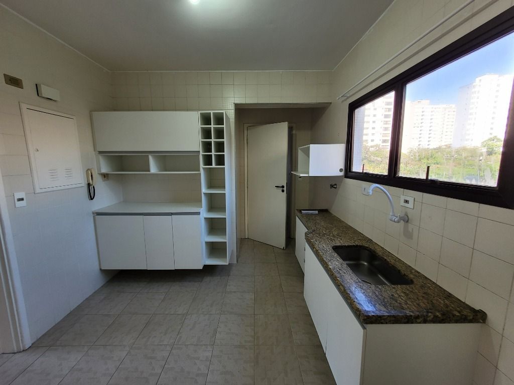 Apartamento à venda com 3 quartos, 80m² - Foto 17