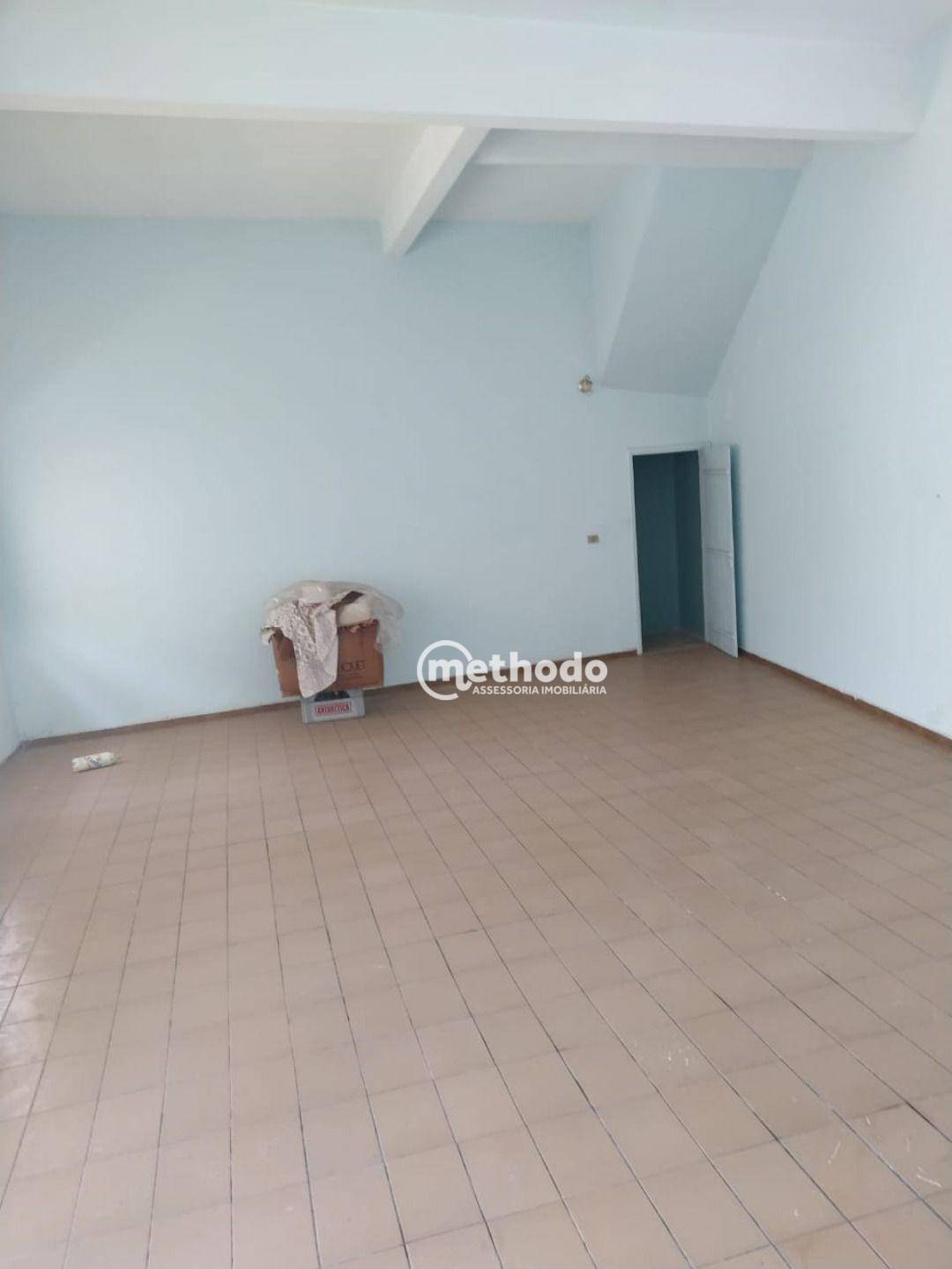 Casa à venda com 5 quartos, 310m² - Foto 14