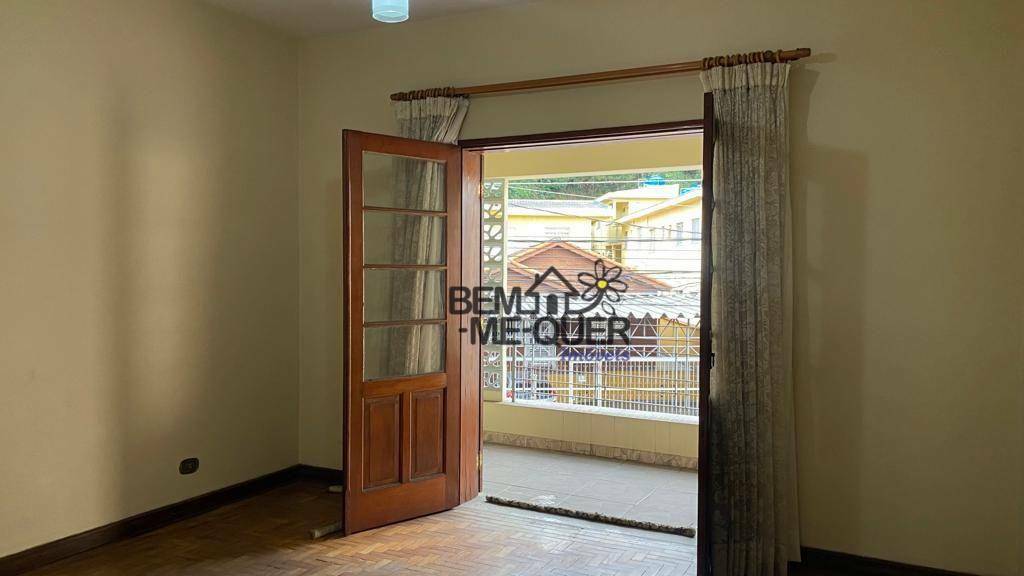 Sobrado à venda com 2 quartos, 240m² - Foto 9