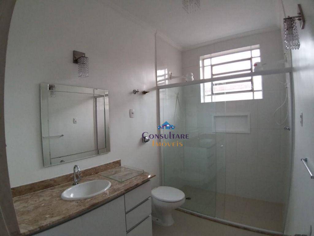 Casa à venda com 4 quartos, 200m² - Foto 29