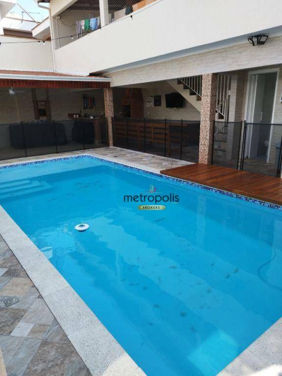 Casa à venda e aluguel com 3 quartos, 270m² - Foto 29