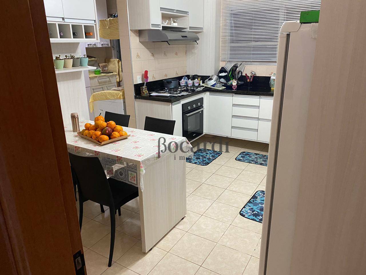 Apartamento à venda com 2 quartos, 100m² - Foto 15