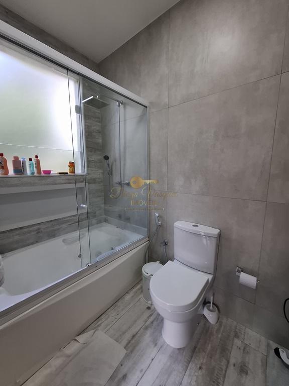 Casa à venda com 4 quartos, 1600m² - Foto 15