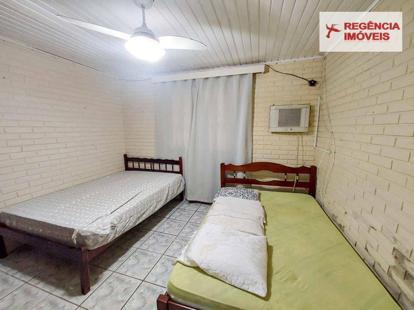 Casa para alugar com 8 quartos, 200m² - Foto 9