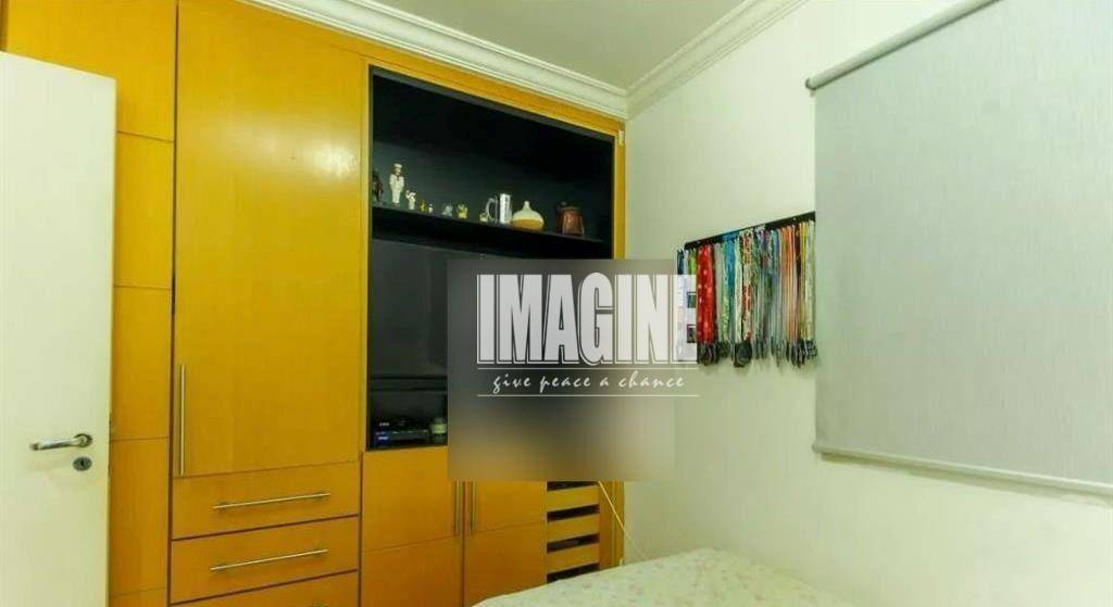 Apartamento à venda com 3 quartos, 93m² - Foto 13