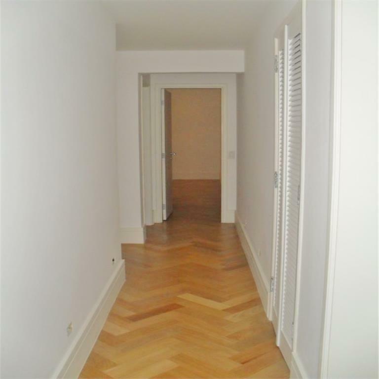 Apartamento à venda com 3 quartos, 210m² - Foto 17