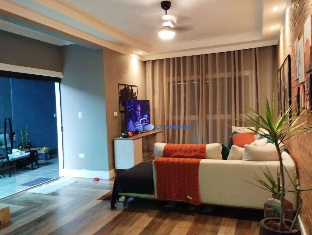 Sobrado, 4 quartos, 245 m² - Foto 5