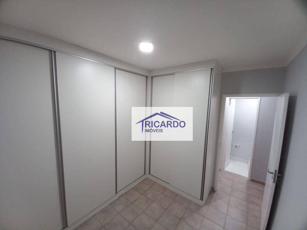 Apartamento à venda com 3 quartos, 68m² - Foto 33