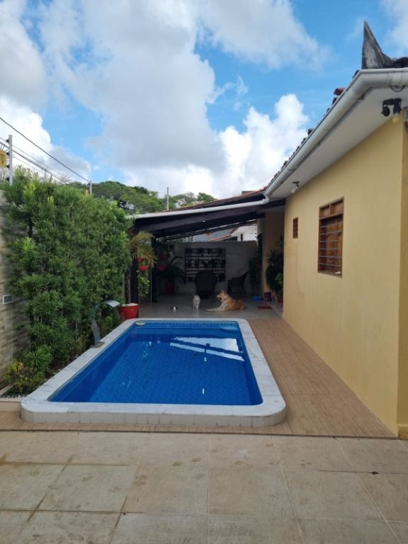 Casa de Condomínio à venda com 3 quartos, 233m² - Foto 29