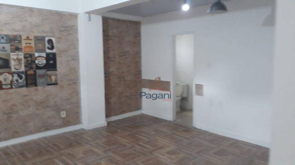 Casa para alugar com 3 quartos, 50m² - Foto 20