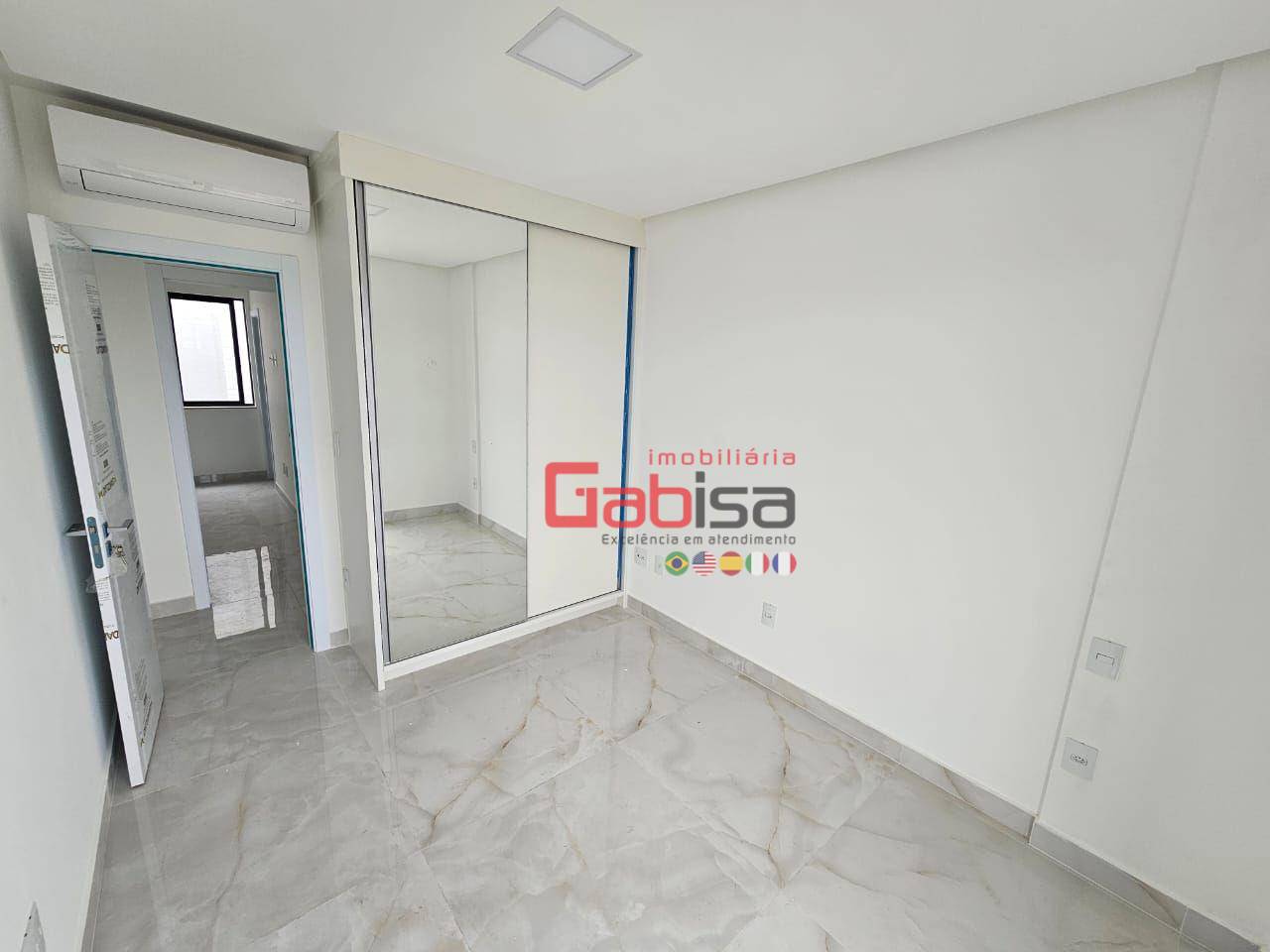 Cobertura para alugar com 5 quartos, 274m² - Foto 11