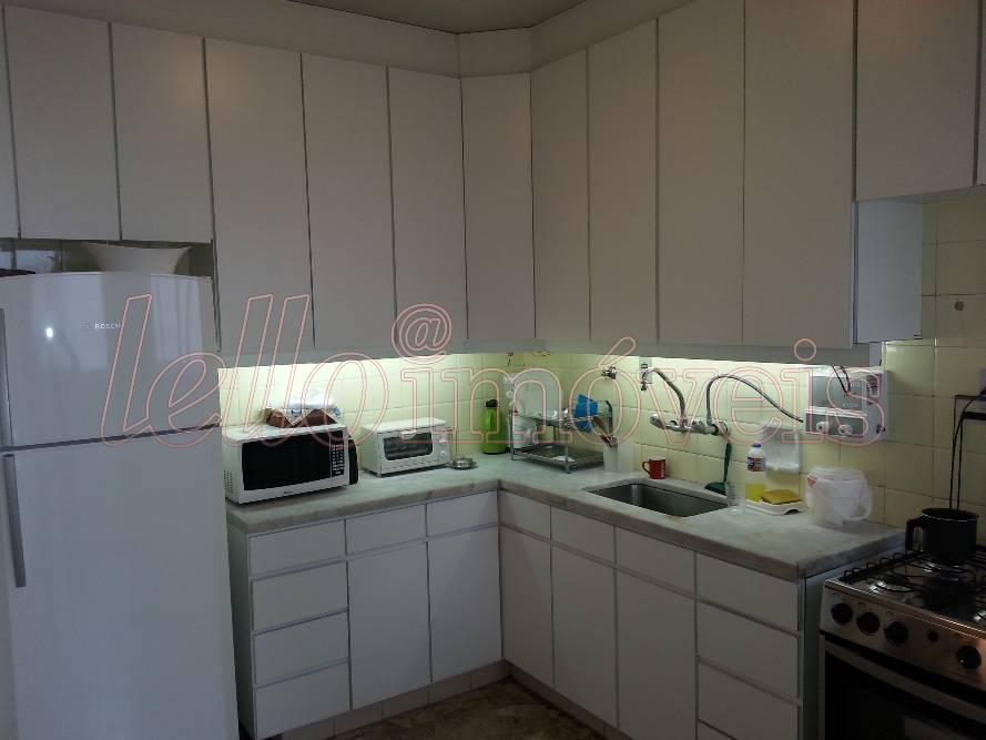 Apartamento à venda com 3 quartos, 180m² - Foto 19