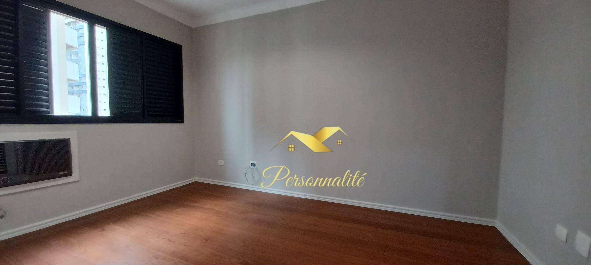 Apartamento à venda com 4 quartos, 250m² - Foto 18